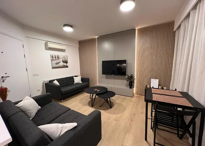 Daniela's Modern アパート